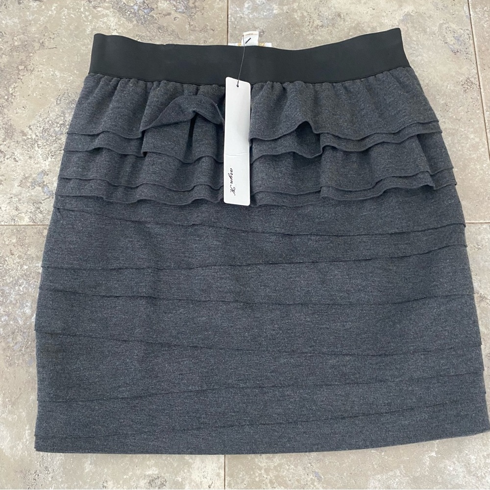 Aryn K Ruffle Stretchy Waist Skirt NEW M Gray